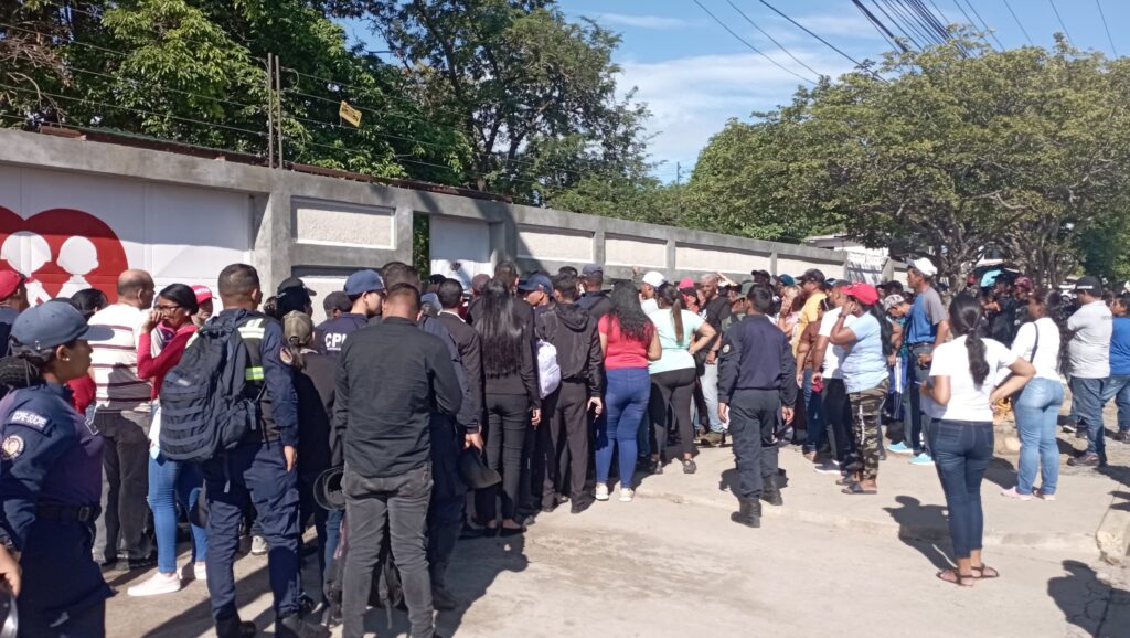 Simulacro electoral en Cumaná